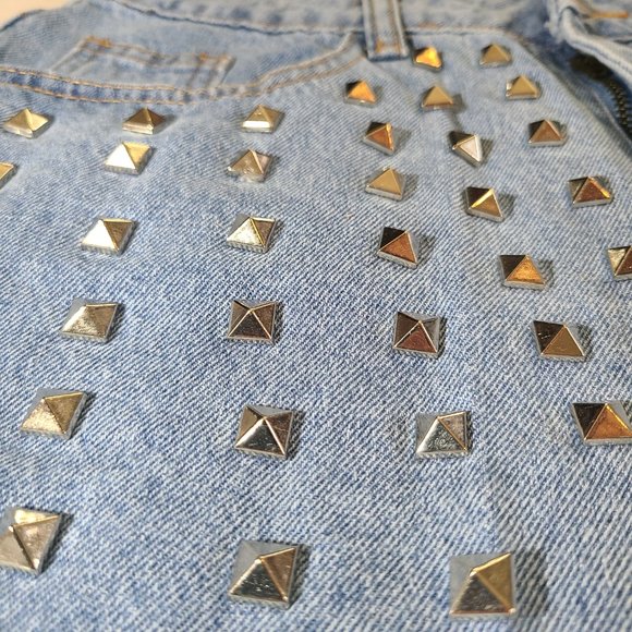 Silver Studded High Waisted Festival Denim Shorts NWOT - Picture 3 of 12